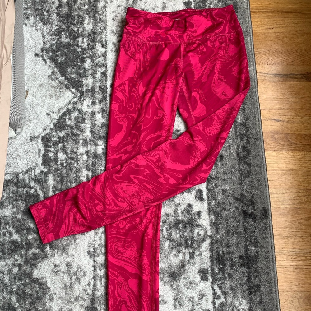 Pink leggings